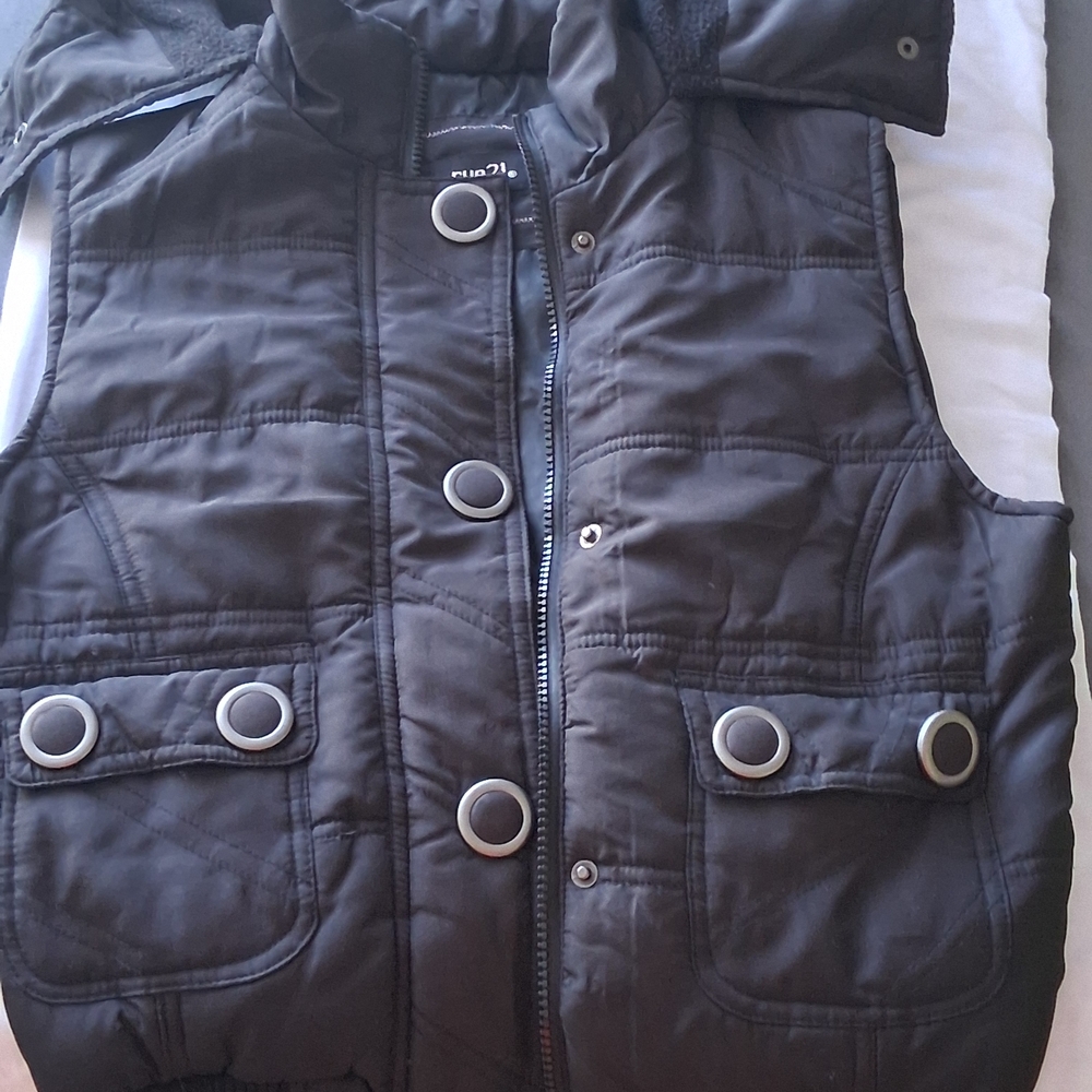 Rue21 Black Quilted Puffer Vest with Snap Buttons